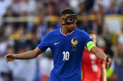 九游会·J9 姆巴佩迎来十五赛季高光表现，G2球迷沸腾！